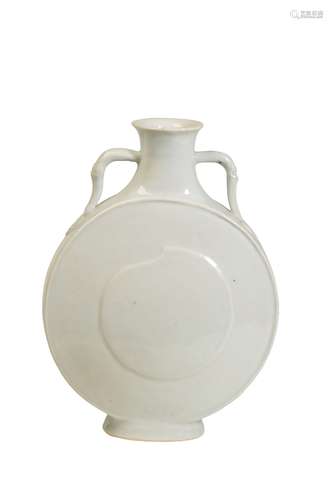 PALE-CELADON GLAZE MOON FLASK, QIANLONG PERIOD