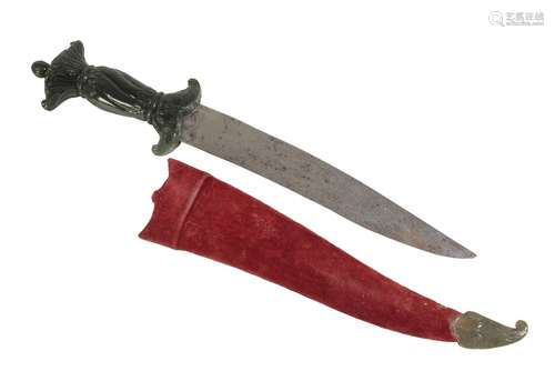 FINE MUGHAL SPINACH JADE-HILTED DAGGER, 19TH CENTURY