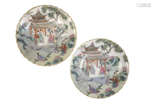 PAIR OF FINE FAMILLE ROSE DISHES, JIAQING PERIOD