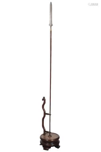 CHINESE HUALI-WOOD AND STEEL HUNTING SPEAR, QING DYNASTY
