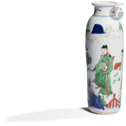 CHINE - XVIIe siècle Petit vase en porcelaine émaillée polychrome dit 