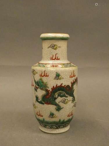 CHINA Small baluster vase decorated in enamels of the green family of two dragons and yingzi cloud on a cracked background H. 16cm