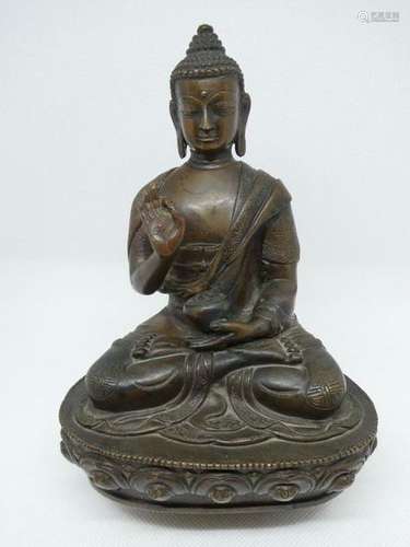 CHINA Bronze Buddha from the 19th century. H. : 19 cm