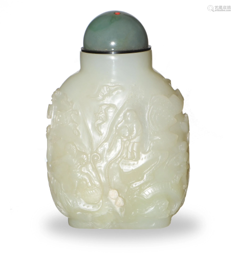 Chinese Carved White Jade Snuff Bottle, 18-19th Century