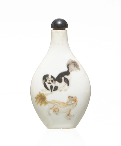 Famille Rose Snuff Bottle with Sheng De Tang Mark