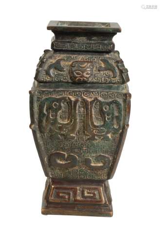ARCHAISTIC BRONZE VASE, QING DYNASTY