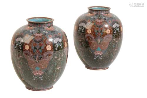 PAIR OF JAPANESE CLOISONNÃ‰ VASES, MEIJI PERIOD