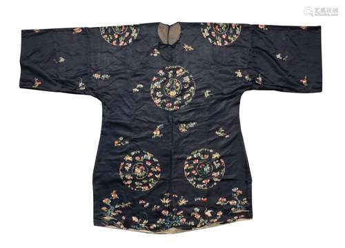 DARK BLUE-GROUND LADIES COAT, QING DYNASTY, 19TH CENTURY