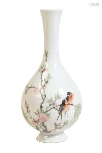 SMALL FAMILLE ROSE BOTTLE VASE, REPUBLIC PERIOD