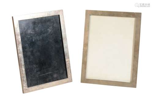 TWO CHINESE EXPORT SILVER PHOTOGRAPH FRAMES, HUNG CHONG, EARLY 20TH CENTURY