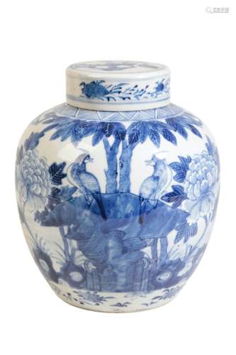BLUE AND WHITE GINGER JAR AND COVER, QING DYNASTY, 19TH CENTURY