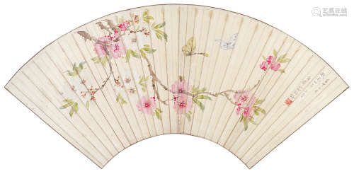 容祖椿（1871～1943） 桃花蝶扇面 镜片 设色纸本