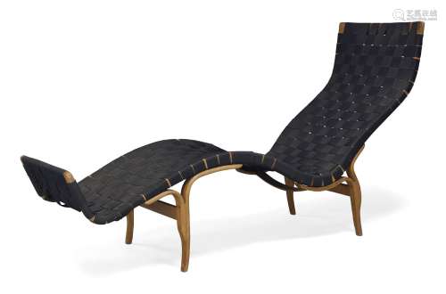 Bruno Mathsson (1907-1988), a ‘Pernilla’ chaise longue for Karl Mathsson 1964, branded mark to