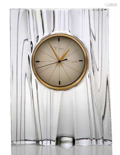 Daum, a French 'cristal' glass timepiece with quartz movement Second half 20th Century, engraved