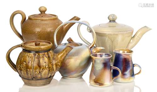 Richard Ballantyne (British), a teapot and two mugs c.2000, mugs signed A porcelain teapot with