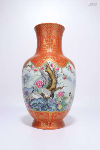chinese qing dynasty famille rose porcelain vase