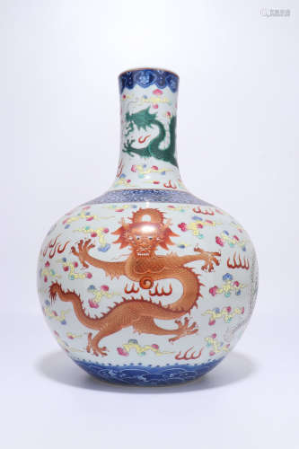 chinese famille rose porcelain dragon vase,qing dynasty