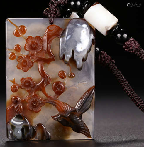 AN AGATE TABLET CARVED WITH FLOWER&BIRD