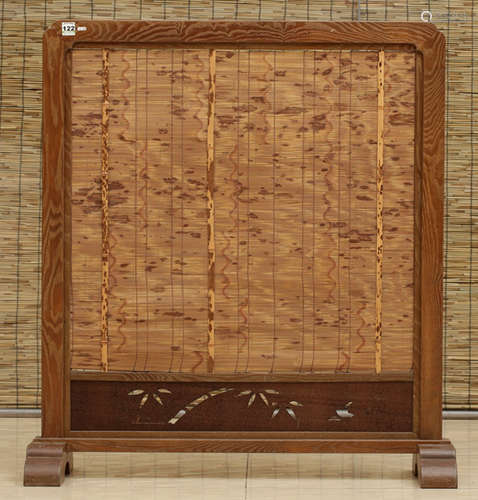 A BAMBOO SCREEN WITH NATURE PATTERN