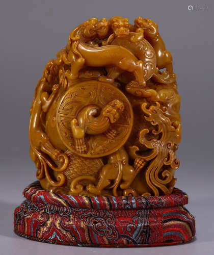 A TIANHUANG STONE SEAL CARVED WITH BEAST