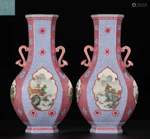 PAIR OF FAMILLE ROSE GLAZE VASE WITH LANDSCAPE PATTERN