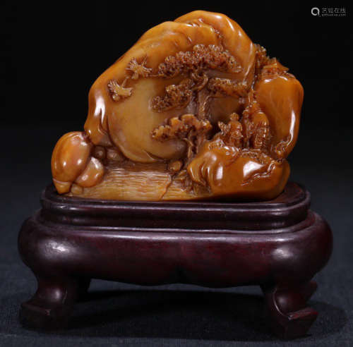A TIANHUANG STONE LANDSCAPE PENDANT