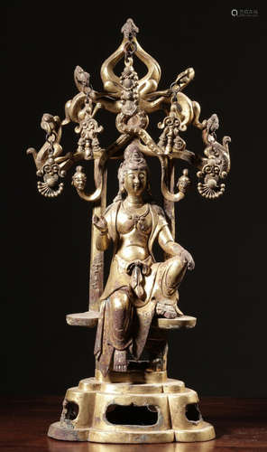 A GILT BRONZE GUANYIN BUDDHA STATUE