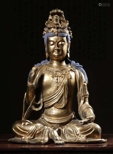 A GILT BRONZE GUANYIN BUDDHA STATUE