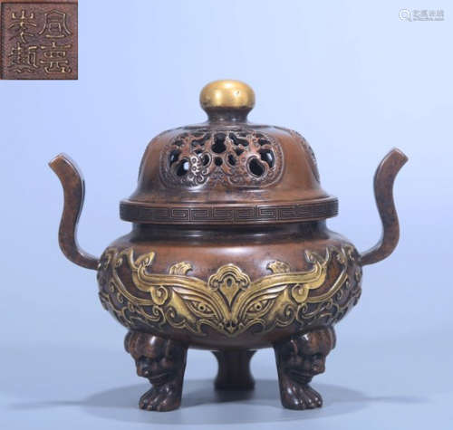 A GILT BRONZE CENSER CARVED WITH BEAST