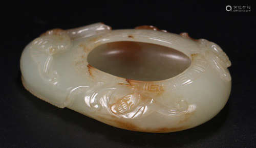 A HETIAN JADE BRUSH WASHER CARVED WITH BAT