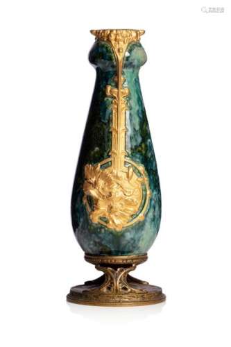 Paul LOUCHET (1854 1936) Vase en céramique à couve…