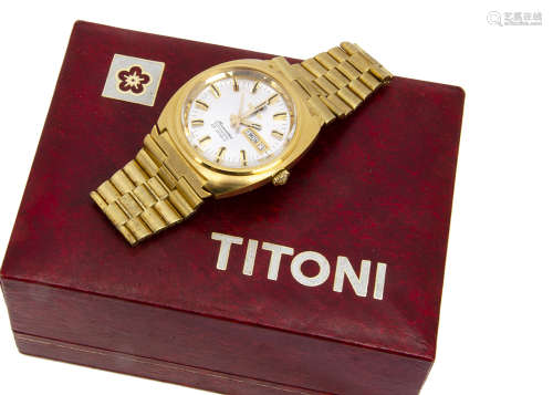 A 1970s Titoni Airmaster Rotamatic gold plated gentleman's wristwatch, 37mm, faceted glass, silvered