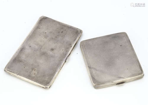 Two Art Deco period silver cigarette cases, one square the other rectangular, 9.4ozt (2)