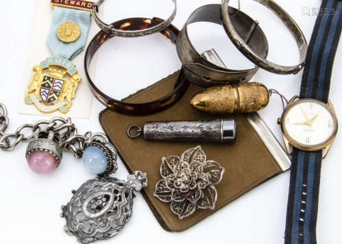 A quantity of miscellaneous costume jewellery, including a gentleman's wristwatch, silver
