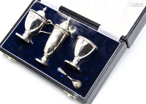 A 1970s cased three piece silver cruet set from A.C. & S, pepperette, salt and mustard, only one