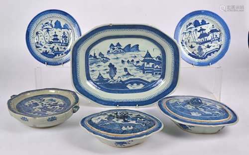 A quantity of 19th Century or earlier Chinese blue and white export dining wares, to include three