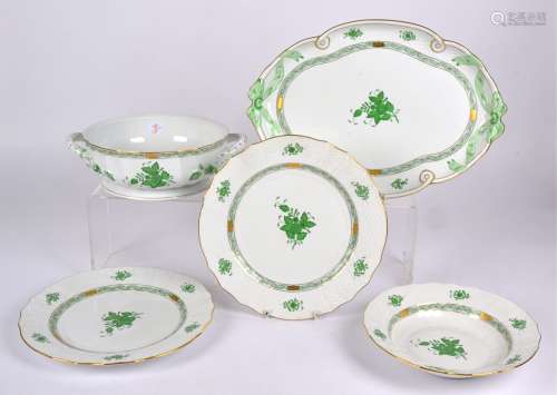 Seven pieces of Herend porcelain, to include a large serving plate, the cavetto of moulded wicker