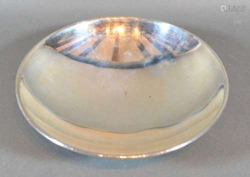 A Birmingham Silver Pedestal Bowl, 9 ozs., 18 cms diameter