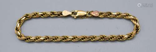 A 9ct. Gold Interwoven Linked Bracelet, 14.7 gms