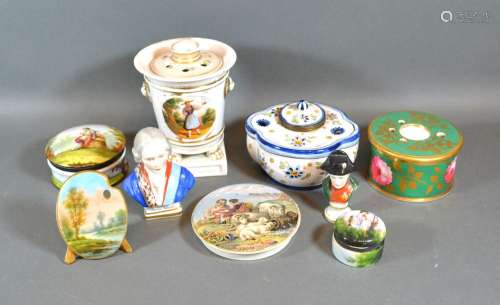 A 19th Century Paris Porcelain Pot Pourri together with a small collection of other ceramics to