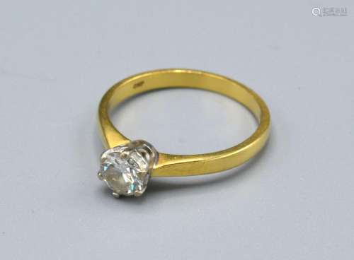 An 18ct. Gold Solitaire Diamond Ring claw set, approximately 0.40 ct., ring size O, 3 gms.