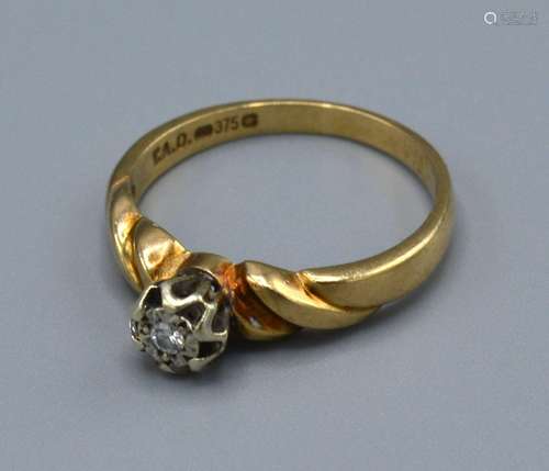 A 9ct Yellow Gold Solitaire Diamond Ring set with single diamond within a pierced setting, Size N,