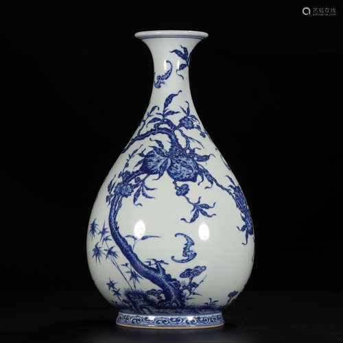 QIANLONG MARK, CHINESE BLUE & WHITE VASE