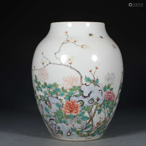 YONGZHENG MARK, CHINESE FAMILLE ROSE VASE