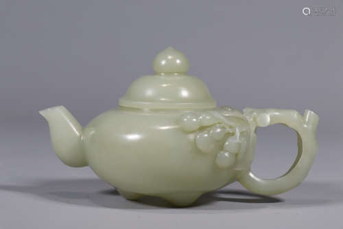 CHINESE CARVED HETIAN JADE TEA POT