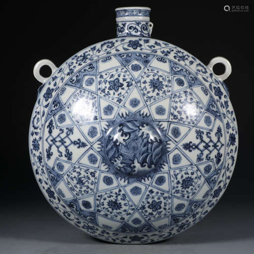 YONGLE MARK, CHINESE BLUE & WHITE VASE