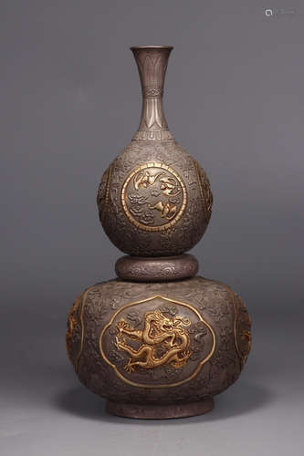 CHINESE GILT BRONZE GOURD VASE