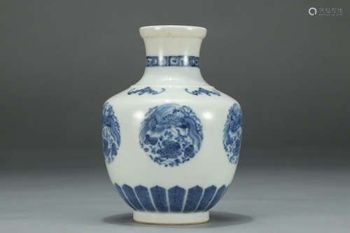 KANGXI MARK, CHINESE BLUE & WHITE VASE