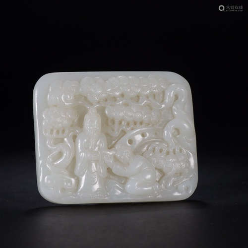 CHINESE CARVED HETIAN JADE ORNAMENT