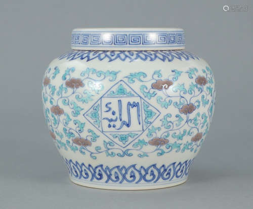 DOU MARK, CHINESE DOUCAI JAR W/ COVER